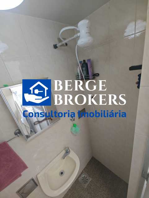 BANHEIRO DE SERVIÇO - 12