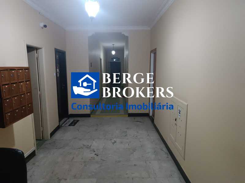 CORREDOR PARA GARAGEM - 34