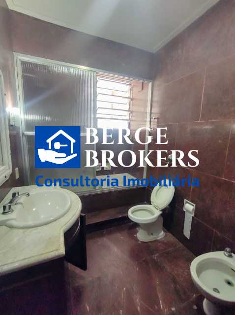 BANHEIRO SOCIAL - 24