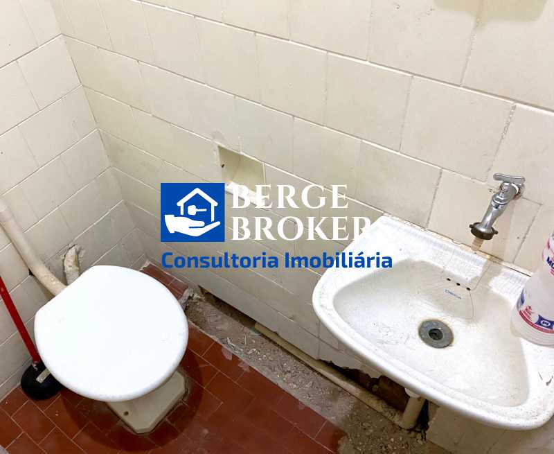 banheiro serviço - 38