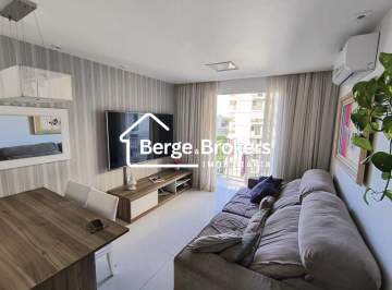 Apartamento à venda dois quartos com dependência e vaga de garagem - RJAP20625