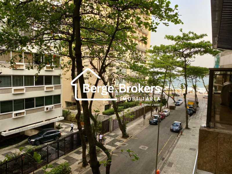 Conheça vista lateral mar do imóvel - Apartamento à venda Rua Carlos Gois, Leblon, Rio de Janeiro - R$ 6.000.000 - RJAP30642 - 2 vista lateral mar - 2