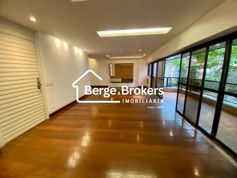 Conheça sala do imóvel - Apartamento à venda Rua Carlos Gois, Leblon, Rio de Janeiro - R$ 6.000.000 - RJAP30642 - 9 sala - 9