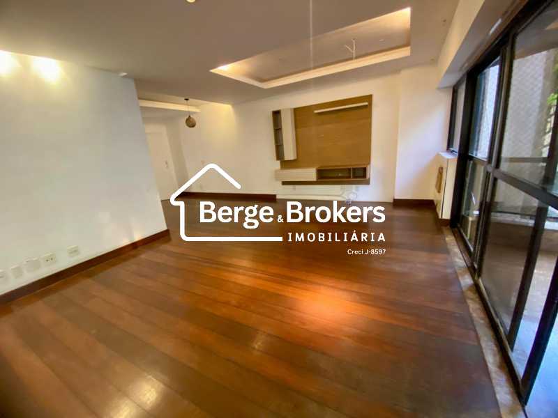 Conheça sala do imóvel - Apartamento à venda Rua Carlos Gois, Leblon, Rio de Janeiro - R$ 6.000.000 - RJAP30642 - 18 sala - 18