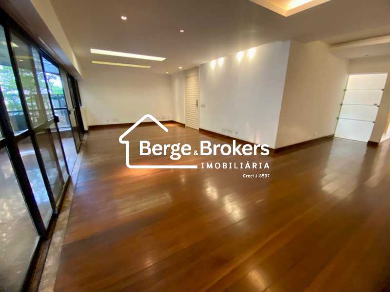 Conheça sala do imóvel - Apartamento à venda Rua Carlos Gois, Leblon, Rio de Janeiro - R$ 6.000.000 - RJAP30642 - 19 sala - 19