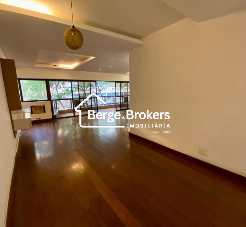Conheça sala do imóvel - Apartamento à venda Rua Carlos Gois, Leblon, Rio de Janeiro - R$ 6.000.000 - RJAP30642 - 24 sala - 24