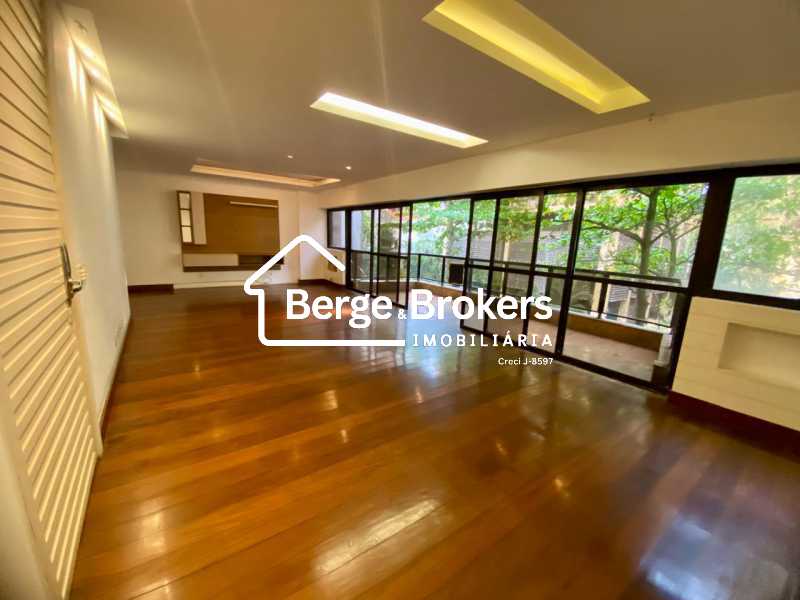 Conheça sala do imóvel - Apartamento à venda Rua Carlos Gois, Leblon, Rio de Janeiro - R$ 6.000.000 - RJAP30642 - 16 sala - 16