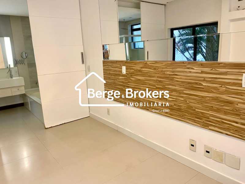 Conheça quarto suíte2 do imóvel - Apartamento à venda Rua Carlos Gois, Leblon, Rio de Janeiro - R$ 6.000.000 - RJAP30642 - 53 quarto suíte2 - 53