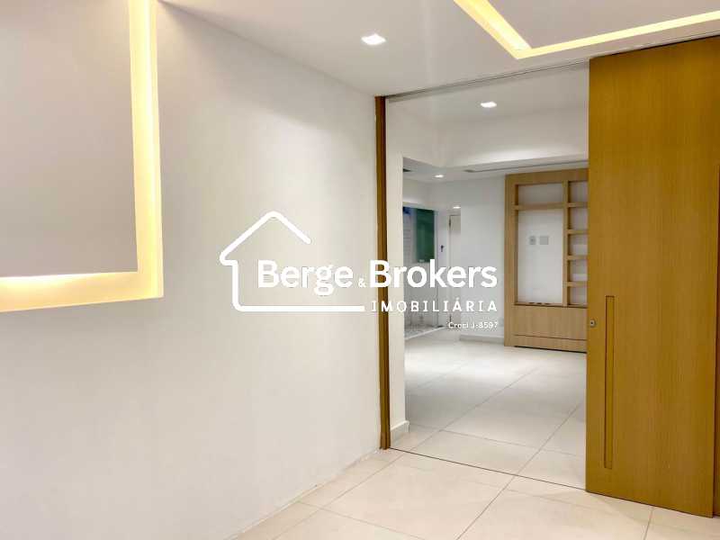 Conheça quarto3 do imóvel - Apartamento à venda Rua Carlos Gois, Leblon, Rio de Janeiro - R$ 6.000.000 - RJAP30642 - 60 quarto3 - 60