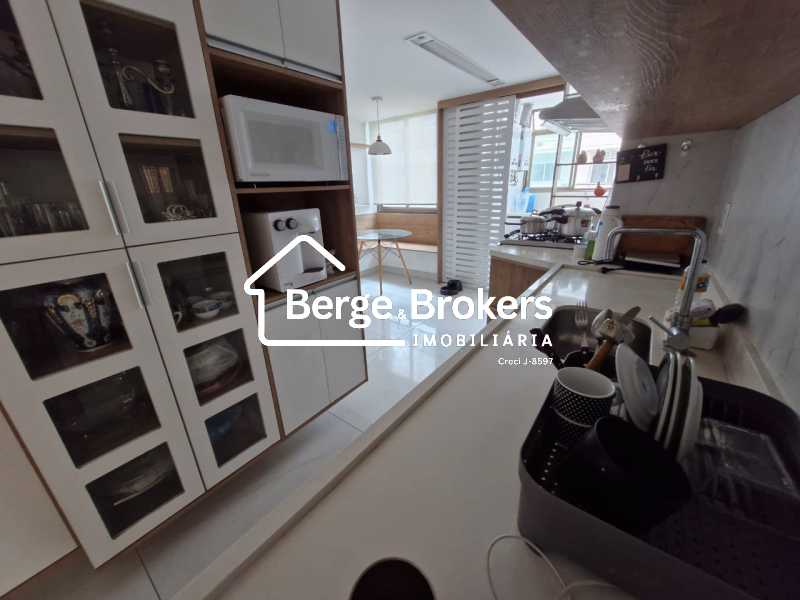 WhatsApp Image 2024-10-14 at 1 - 20