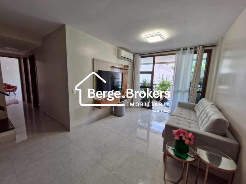 WhatsApp Image 2024-10-14 at 1 - 8