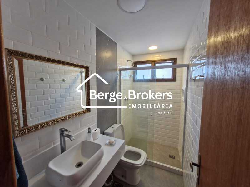 WhatsApp Image 2024-10-14 at 1 - 36