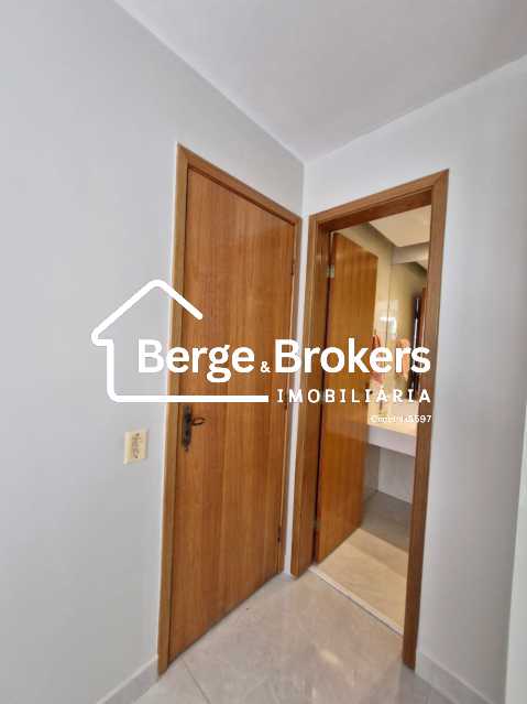 WhatsApp Image 2024-10-14 at 1 - 37