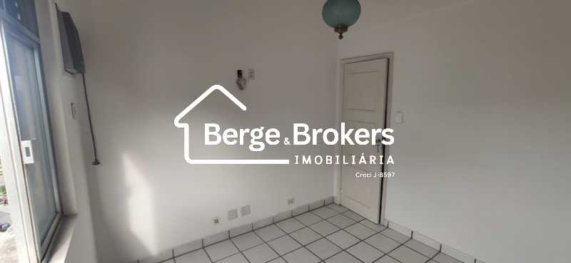 Conheça WhatsApp Image 2024-11-05 at 1 do imóvel - Apartamento à venda Rua Voluntários da Pátria, Botafogo, Rio de Janeiro - R$ 1.386.000 - RJAP30650 - 76 WhatsApp Image 2024-11-05 at 1 - 76