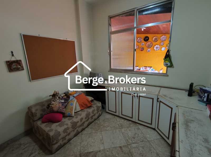 QUARTO 2 - 18