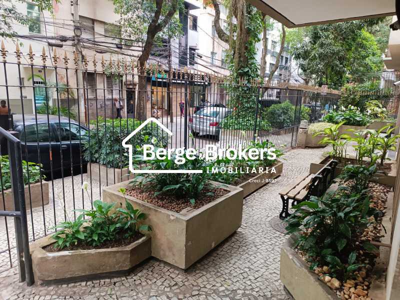 Jardim na Portaria - 1