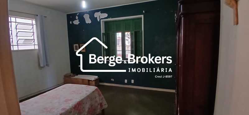 3° Quarto - 02 janelas entrada - 68