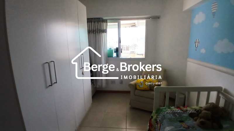 quarto social 2 armários. - 8