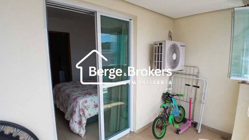 suíte saida p sacada. - 32