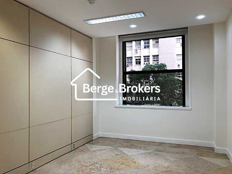 01 - BOZANO - Sala 301 4 - 18