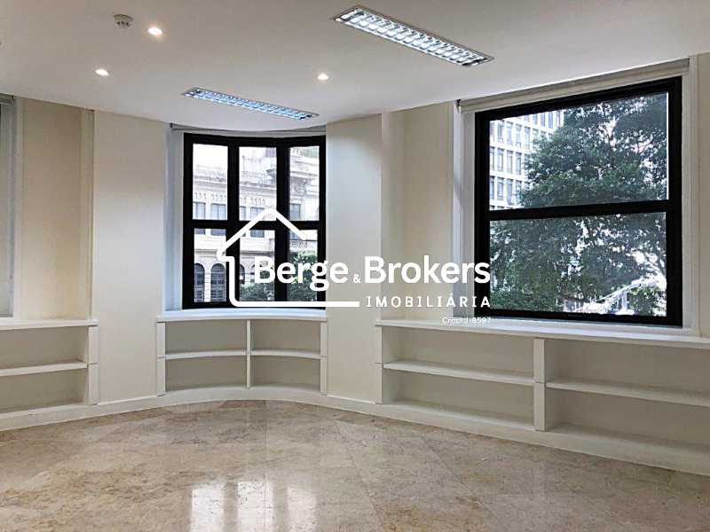 01 - BOZANO - Sala 301 6 - 20