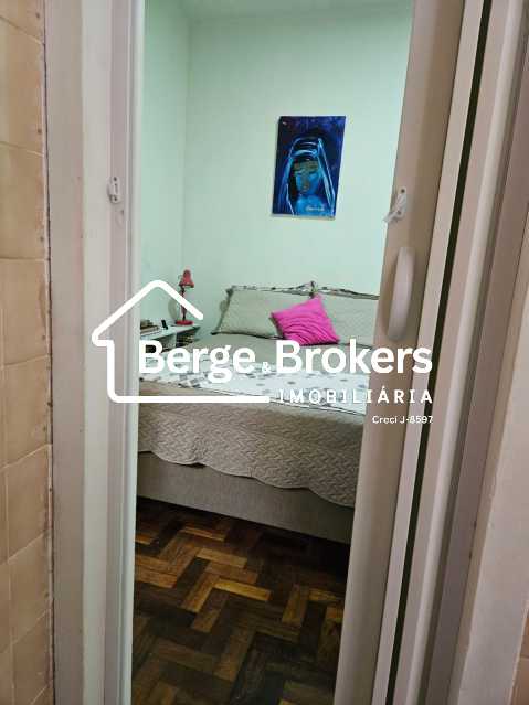 QUARTO 2 - 8