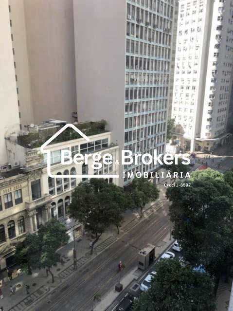 18 - RB138 - SALA 902 - Vista  - 29