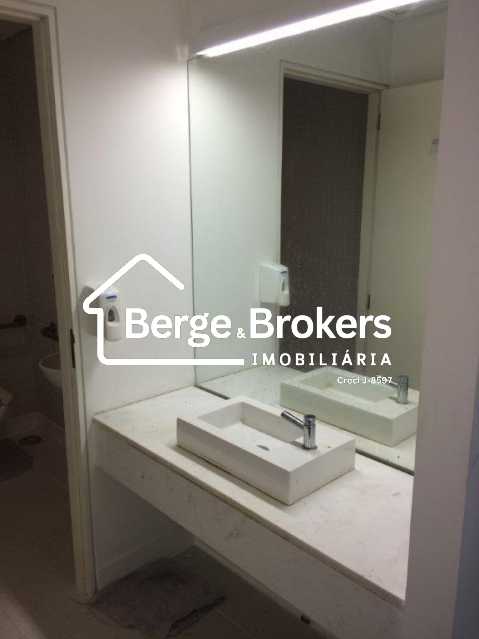 06 - 19FEV - Banheiro Térreo - 11