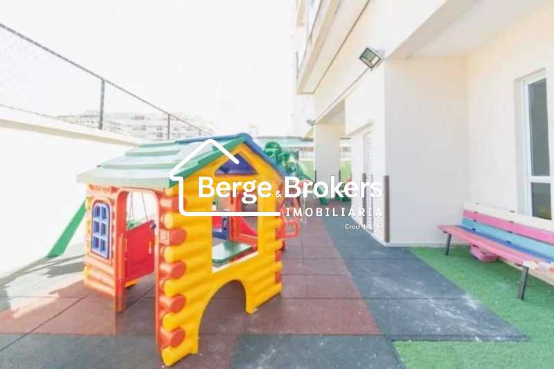 ÁREA INFANTIL EXTERNA - 19