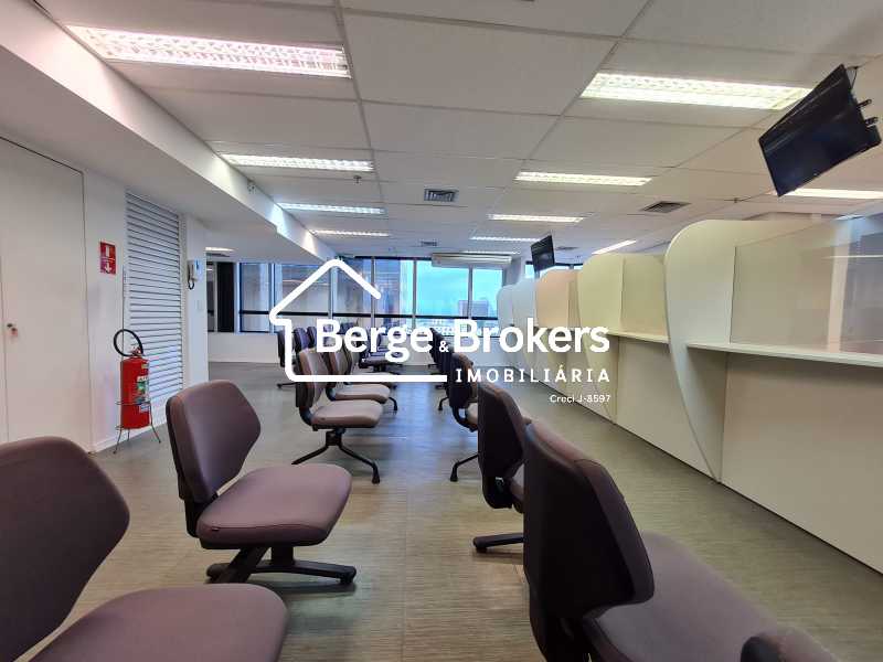 Sala 2613 - Candio Mendes 10 - 11
