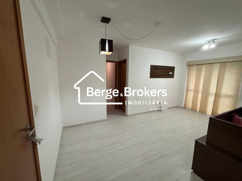 Conheça sala do imóvel - Apartamento 4 quartos à venda Botafogo, Rio de Janeiro - R$ 1.850.000 - RJAP40172 - 16 sala - 16