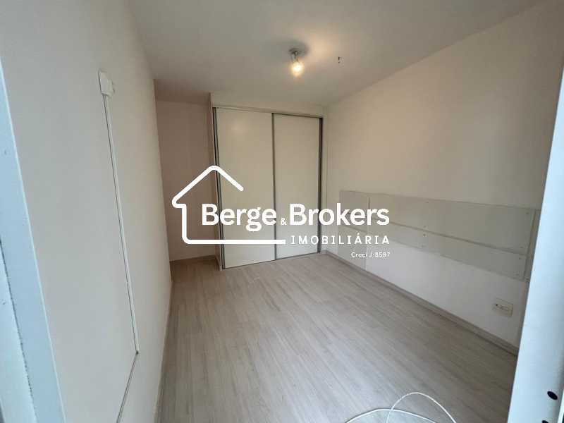 Conheça quarto 3 do imóvel - Apartamento 4 quartos à venda Botafogo, Rio de Janeiro - R$ 1.850.000 - RJAP40172 - 26 quarto 3 - 26