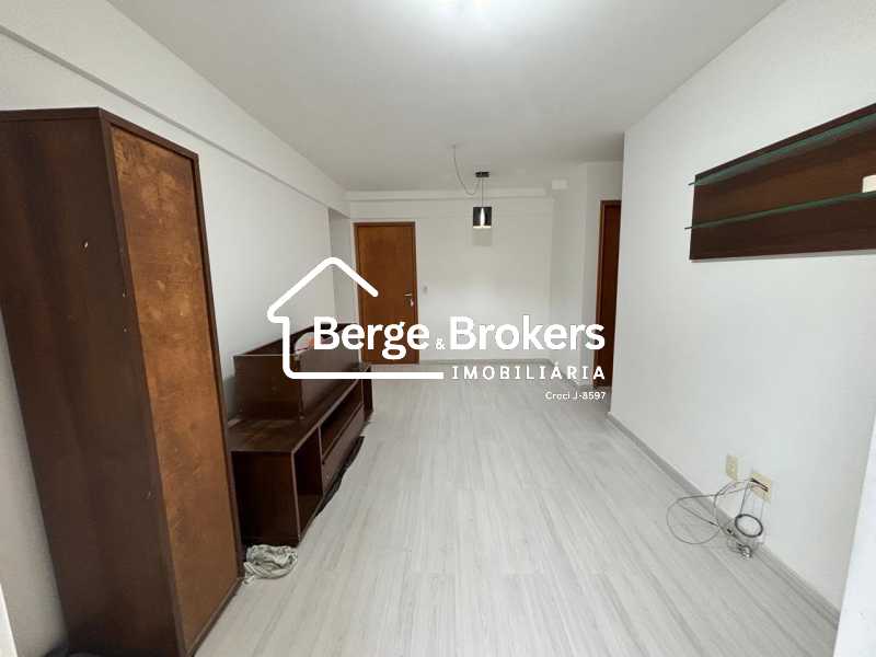 Conheça sala do imóvel - Apartamento 4 quartos à venda Botafogo, Rio de Janeiro - R$ 1.850.000 - RJAP40172 - 15 sala - 15