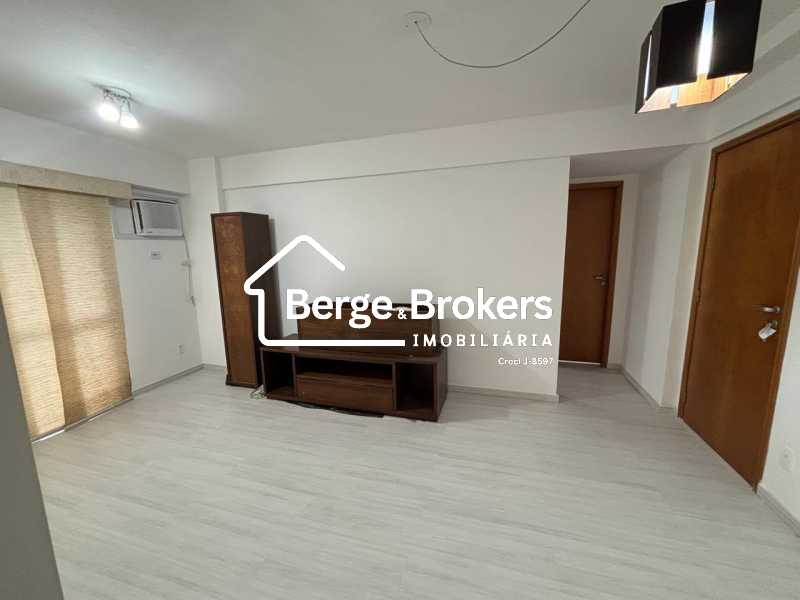 Conheça sala do imóvel - Apartamento 4 quartos à venda Botafogo, Rio de Janeiro - R$ 1.850.000 - RJAP40172 - 18 sala - 18