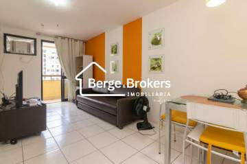 Apartamento à venda Rua Pompeu Loureiro, Copacabana, Rio de Janeiro - R$ 649.000 - RJAP10358