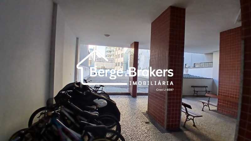 BICICLETÁRIO. - 41