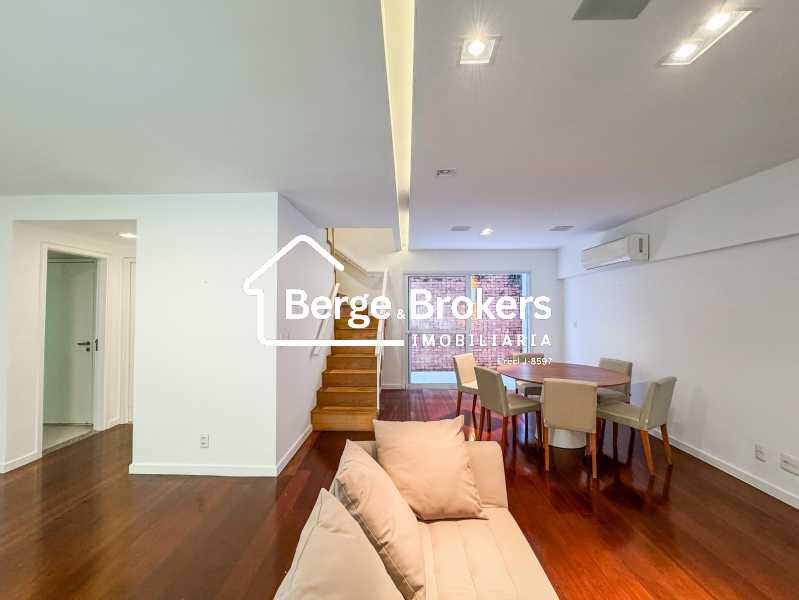 02sala001_destaque - 2