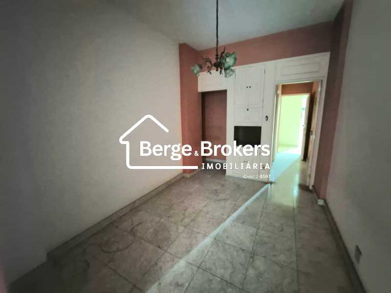 Conheça IMG-20250924-WA0036 do imóvel - Apartamento à venda Rua Edmundo Lins, Copacabana, Rio de Janeiro - R$ 870.000 - RJAP20716 - 2 IMG-20250924-WA0036 - 2