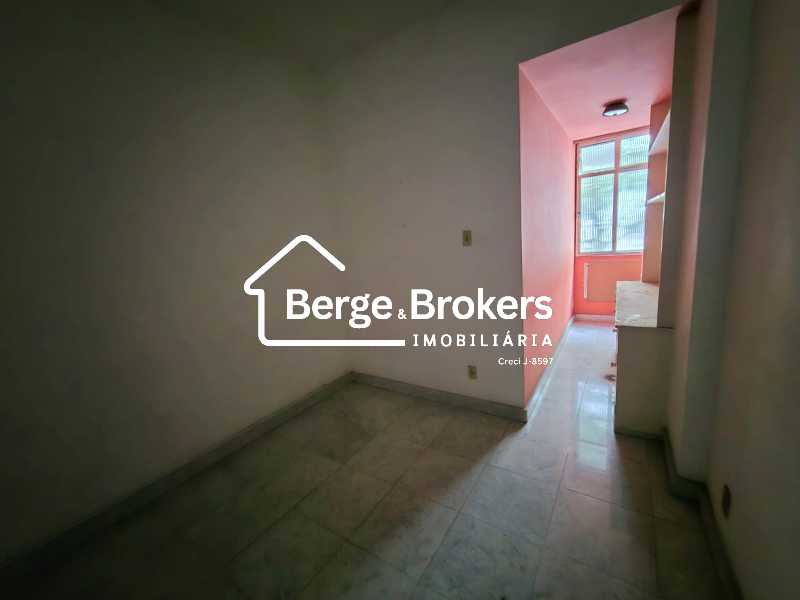 Conheça IMG-20250924-WA0064 do imóvel - Apartamento à venda Rua Edmundo Lins, Copacabana, Rio de Janeiro - R$ 870.000 - RJAP20716 - 14 IMG-20250924-WA0064 - 14