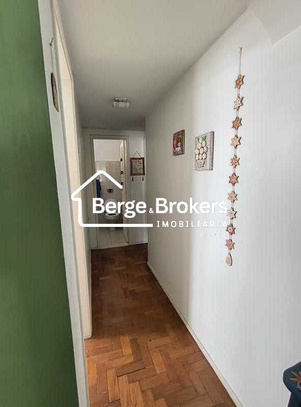 Conheça CIRCULAÇÃO do imóvel - Apartamento à venda na Tijuca com três quartos sendo uma suite e vaga de garagem - RJAP30711 - 7 CIRCULAÇÃO - 7
