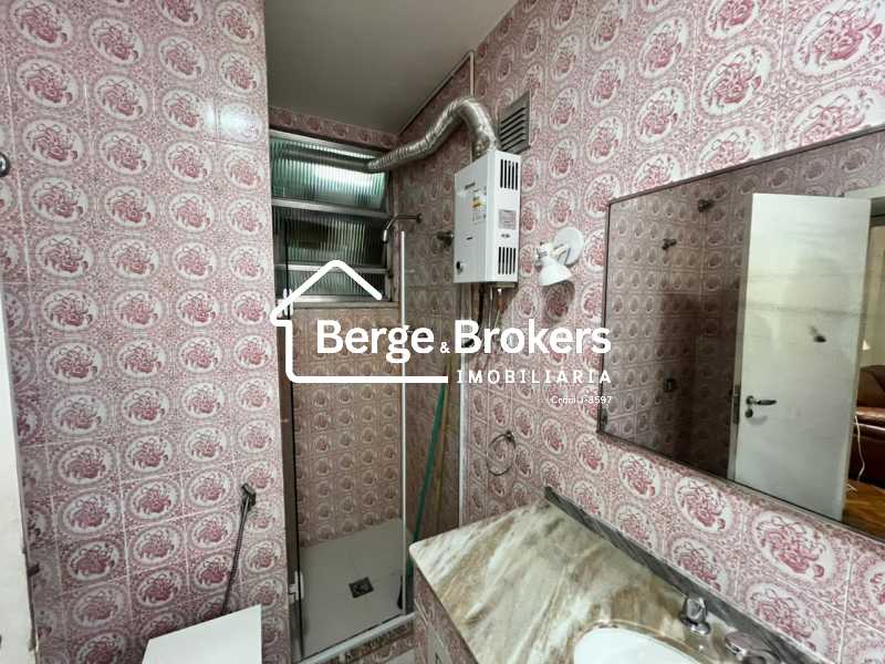 Conheça Banheiro social do imóvel - Apartamento para alugar Rua Barão de Ipanema, Copacabana, Rio de Janeiro - R$ 4.800 - RJAP20724 - 11 Banheiro social - 11