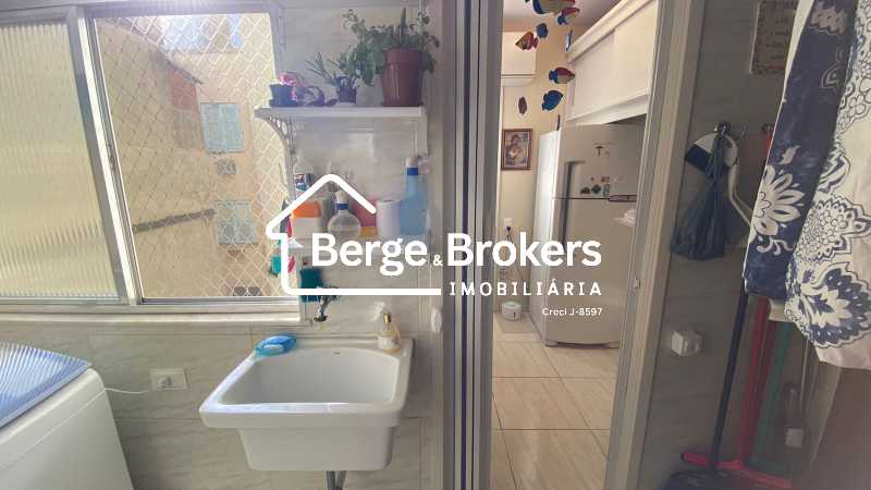 274c7f26-74b6-4bdd-bc10-324027 - 17