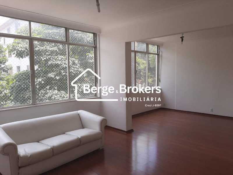 SALAS ESTAR E JANTAR - 4