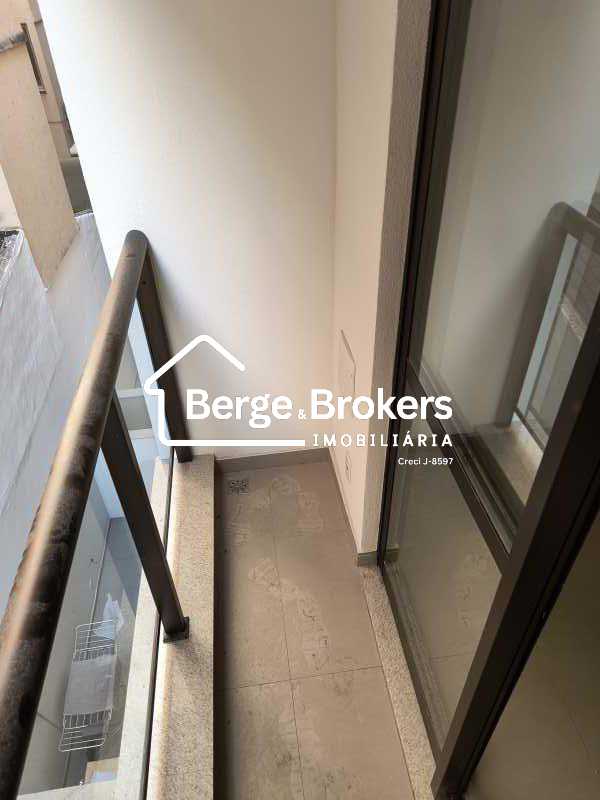 Conheça VARANDINHA do imóvel - Apartamento 1ª locação varandinha,sala e quarto com vaga de garagem a venda na Tijuca - RJAP10376 - 6 VARANDINHA - 6