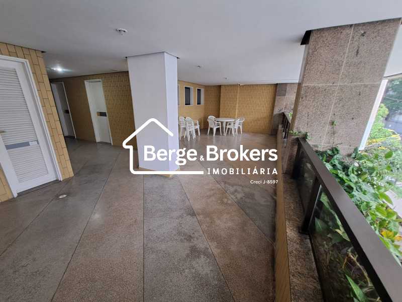 63e9b773-c10e-451b-9da9-4f3aeb - 31