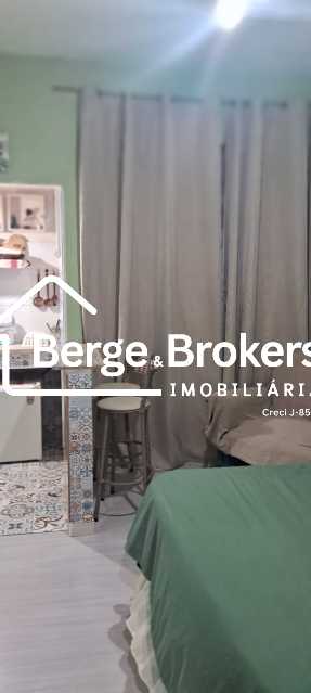 WhatsApp Image 2025-11-10 at 2 - 4