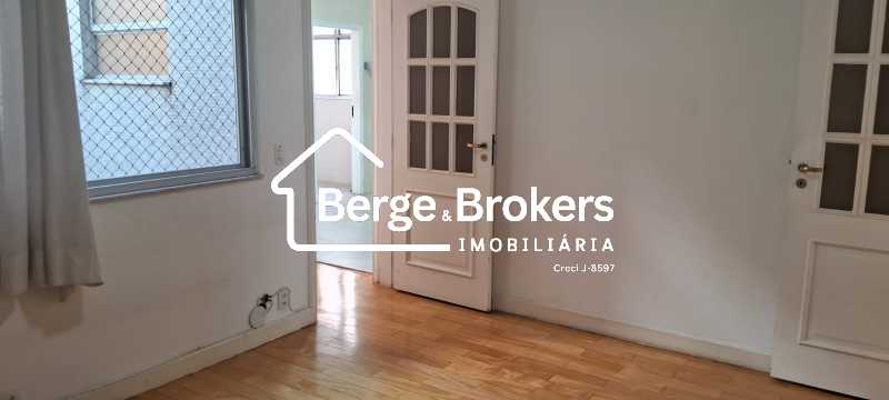 WhatsApp Image 2025-11-10 at 2 - 4