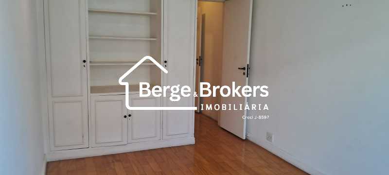 WhatsApp Image 2025-11-10 at 2 - 8