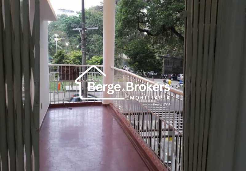 WhatsApp Image 2025-11-19 at 1 - 23