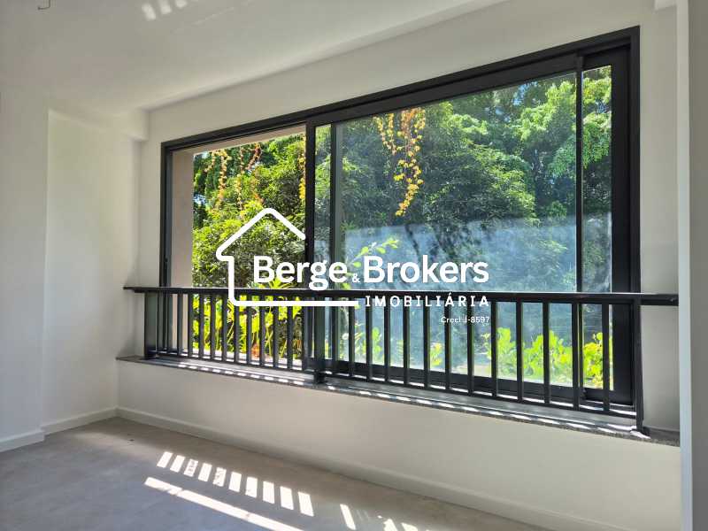 WhatsApp Image 2025-11-06 at 1 - 11